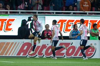Guadalajara venció en serie de penaltis (4-3) a los Tigres, en amistoso.