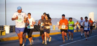 Toda una fiesta atlética es el Gran Maratón Pacífico que se celebra en el puerto de Mazatlán, Sinaloa.