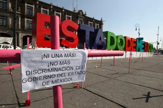 La periodista Lydiette Carrión recoge en su libro 'La fosa de agua' su investigación sobre las desapariciones de mujeres y feminicidios en el Estado de México, cuestiones en las que -defiende- se debe llegar a una 'verdad concreta'. (ARCHIVO)
