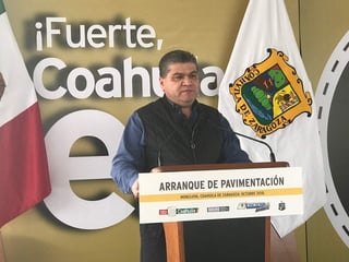 Miguel Ángel Riquelme Solís anunció que se reunirá el jueves con Andrés Manuel López Obrador, y llevará a los 38 alcaldes de Coahuila.