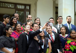 El mandatario afirmó que su administración ha dedicado esfuerzos a apoyar la creatividad y las iniciativas de la juventud mexicana. (TWITTER)
