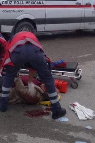 Arrollado. Hombre muere en el hospital luego de ser arrollado por un auto, en Gómez Palacio. (EL SIGLO DE TORREÓN)
