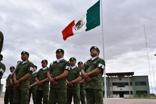 Difusión. A través del paseo dominical, se busca difundir las actividades que desarrolla el Ejército Mexicano. (EL SIGLO DE TORREÓN)