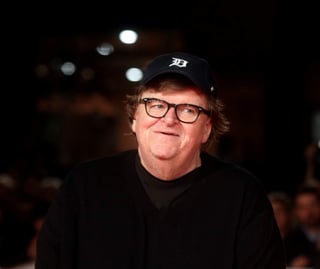 Propuesta. Michael Moore presentó su documental Fahrenheit 11/9. (AP) 