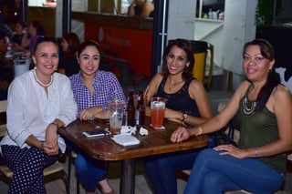 Verónica, Berenice, Karla y Sandra Luz.