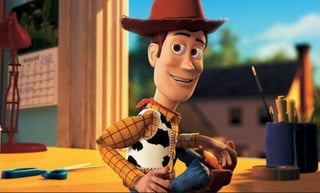La compañía de animación se ha inspirado en esta cinta para sustituir el sombrero de “Woody” por una capa y antifaz. (ESPECIAL)