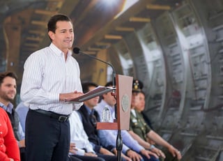 A fin de ampliar la información relativa al Sexto Informe de Gobierno del presidente Enrique Peña Nieto, el Senado de la República acordó formular un total de 62 preguntas legislativas, en torno a cuatro temas. (ARCHIVO)