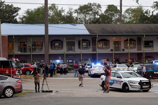 Según informó el jefe de la Policía, Michael DeLeo, uno de los fallecidos es el autor del tiroteo, quien presuntamente se quitó la vida de un disparo tras perpetrar el ataque, ocurrido sobre las 05:30 hora local (21:30 GMT). (EFE)