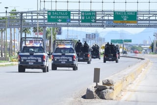 Operativo. Tras una breve persecución el vehículo fue asegurado y sus ocupantes detenidos. (ARCHIVO)