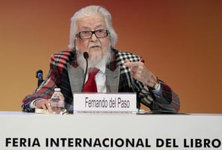 El ganador del Premio Cervantes había sido hospitalizado y hoy falleció a los 83 años. (ARCHIVO)