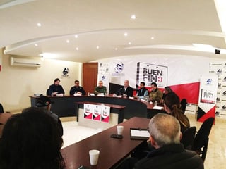 El Mando Especial de La Laguna se reunió con representantes del comercio organizado de Torreón a través de la Cámara de Comercio y del sector restaurantero afiliado a la Canirac. (EL SIGLO DE TORREÓN) 

