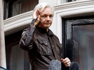 No queda claro qué se le imputa a Assange, aunque en el pasado Estados Unidos estudió posibles cargos por conspiración, robo de propiedad gubernamental o violación de la Ley de Espionaje. (AP)