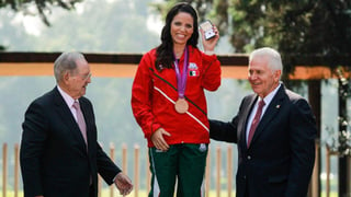 La expesista mexicana Luz Acosta recibió la medalla de bronce de los Juegos Olímpicos de Londres 2012. (Especial)
