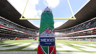 El partido entre Chiefs y Rams, pactado a jugarse en México, no se disputó debido a las malas condiciones del campo del Estadio Azteca. (ARCHIVO)