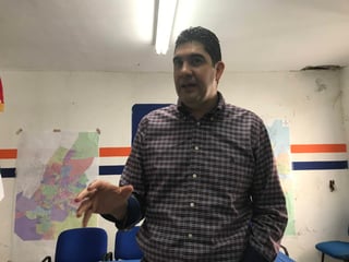 El exdiputado señaló que el alcalde de Allende, militante de la Unidad Democrática de Coahuila (UDC) está metiendo mano a elecciones internas del PAN. 