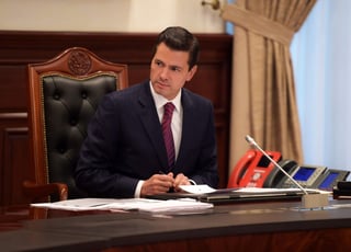 Peña Nieto ofreció una comida de agradecimiento a los integrantes de su gabinete, a la que asistieron los secretarios de Estado y otros personajes de la política. (ARCHIVO)