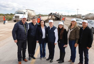 Prioridad. Mejoran en Durango la infraestructura carretera, ya que es prioridad para el gobernador, José Aispuro. (CORTESÍA)
