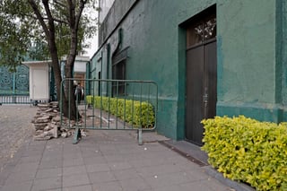 Entrada de la residencia oficial de Los Pinos. (EL UNIVERSAL) 