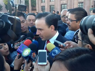 Manolo Jiménez informó que será en una reunión con el Gobierno federal que se entregarán los proyectos ejecutivos. (EL SIGLO COAHUILA)