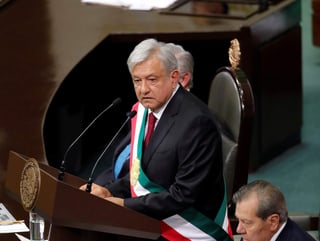 López Obrador fue interrumpido por los legisladores. (EFE) 