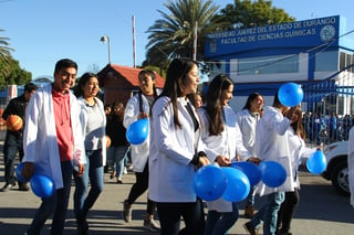 Festejo. Realizan diferentes actividades para celebrar a estudiantes de UJED por el Día del Químico. (EL SIGLO DE TORREÓN)