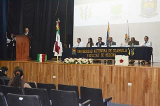 Acuerdo. El anuncio del convenio se hizo ayer en el auditorio de la Facultad de Medicina de la UAdeC, Unidad Torreón. (EL SIGLO DE TORREÓN) 