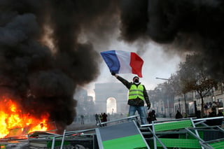 Convocatoria. Francia se prepara para nuevos actos violentos en las protestas convocadas para el sábado. (AP)