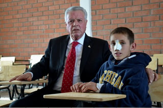 Obra. El alcalde Jorge Zermeño Infante entregó un salón de clases y una barda perimetral en la escuela primaria Antorcha del Saber. (CORTESÍA)