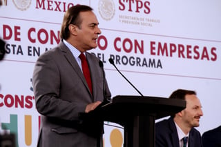 Empresas. Para Juan Pablo Castañón es indispensable tener instituciones sólidas. (ARCHIVO)