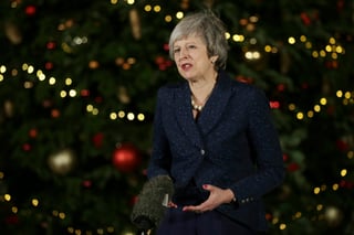 La primera ministra británica Theresa May sobrevivió el miércoles a una moción de confianza convocada por su partido. (AP)