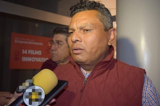 Durante una visita por Gómez Palacio, Novelo señaló que “por el momento” la asignación del presidente Andrés Manuel López como delegado es acudir a dichas reuniones en apoyo a las dependencias y corporaciones. (ESPECIAL)