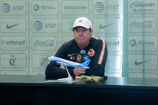 Miguel Herrera, director técnico del América, durante la conferencia de prensa previa al juego de vuelta de la final del Torneo Apertura 2018, en las instalaciones de Coapa.