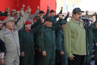 Estrategia. Maduro ordenó a la FANB preparar 'meticulosamente' labores ofensivas 'para ir al corazón del enemigo'. (EFE)