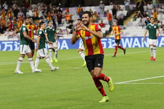 El jugador del ES Tunis, Mohammed Belaili, celebra su gol ante Chivas en el Mundial de Clubes 2018.