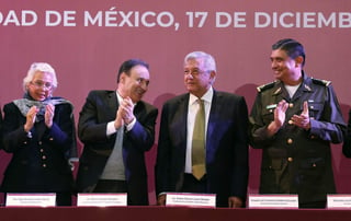 El presidente Andrés Manuel López Obrador confirmó que la Secretaria de la Defensa Nacional (Sedena) construirá un desarrollo inmobiliario en uno de sus terrenos de Santa Fe para financiar a la Guardia Nacional. (EFE)