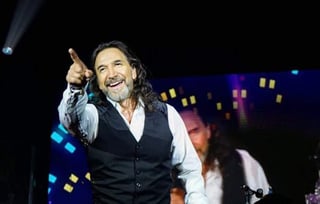 En Torreón. En mayo de este año, Marco Antonio Solís ofreció un concierto en el Estadio Revolución. (ESPECIAL)