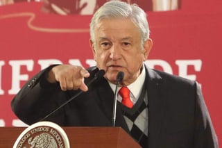 Andrés Manuel López Obrador informó que por primera vez las comisiones de las afores bajarán 1%, y aseguró que esta medida fue hecha en beneficio de los fondos de ahorro de los trabajadores del país. (EL UNIVERSAL) 
