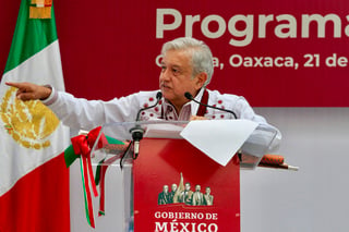 El presidente López Obrador dijo que se destinarán apoyos como nunca en beneficio de los pueblos originarios. (NOTIMEX)