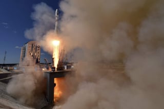 Roscosmos lanzará el próximo día 28 desde el cosmódromo de Vostochni, en el extremo oriente de Rusia, 28 satélites de seis países. (ARCHIVO)