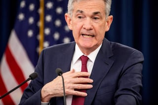 El puesto del máximo responsable de la Reserva Federal (Fed), Jerome Powell, no peligra, después de que el mandatario haya puesto en entredicho las decisiones del banco central. (ARCHIVO)
