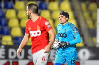 El Standard Lieja de Guillermo Ochoa derrotó 1-0 al Sporting Charleroi en la jornada 21 de la Liga de Bélgica.