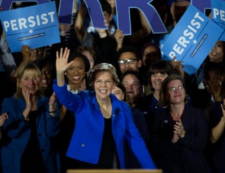 Comité. La senadora Elizabeth Warren lanza un comité presidencial exploratorio de cara a las elecciones de 2020.