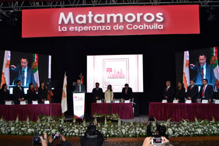 Nuevo presidente. Rinde protesta Horacio Piña Ávila como alcalde de Matamoros. (EL SIGLO DE TORREÓN)
