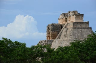 La zona arqueológica de Uxmal, una de las más visitadas en Yucatán en 2018 (alrededor de 55 mil personas), tendrá un nuevo espectáculo de luz y sonido, con el propósito de incentivar una mayor afluencia. (ARCHIVO)