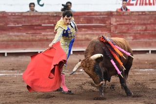 La fiesta brava en el estado de Coahuila quedaron prohibidas desde el 21 de agosto de 2015, por lo que desde entonces los festejos en la Comarca Lagunera se llevan a cabo en la plaza de toros de Lerdo.