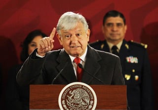 El presidente Andrés Manuel López Obrador informa acerca del operativo de vigilancia de ductos. (NOTIMEX) 
