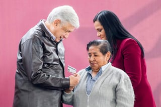 Programa de Pensión para el Bienestar de las Personas Adultas Mayores, es una iniciativa de carácter universal y constitucional impulsada por Andrés Manuel López Obrador. (ARCHIVO)
