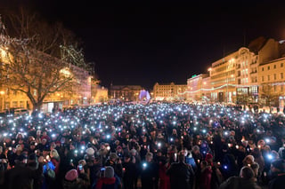 De luto. En diferentes ciudades de Polonia, se realizaron actos en honor de Pawel Adamowicz. (EFE)