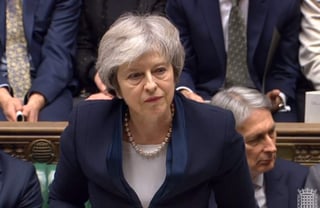 Con una aplastante mayoría, el Parlamento británico tumbó el martes el acuerdo alcanzado por la primera ministra del Reino Unido, Theresa May, para la salida de este país de la Unión Europea. (EFE)