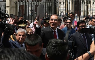 En la mira. La Comisión de Fiscalización del Congreso de Perú aprobó investigar al consorcio Conirsa de Martín Vizcarra. (AP)